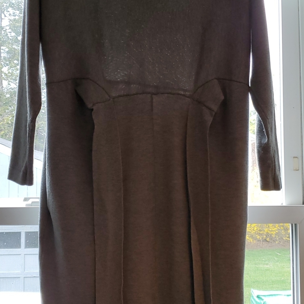 Dress - Picture 2 of 4